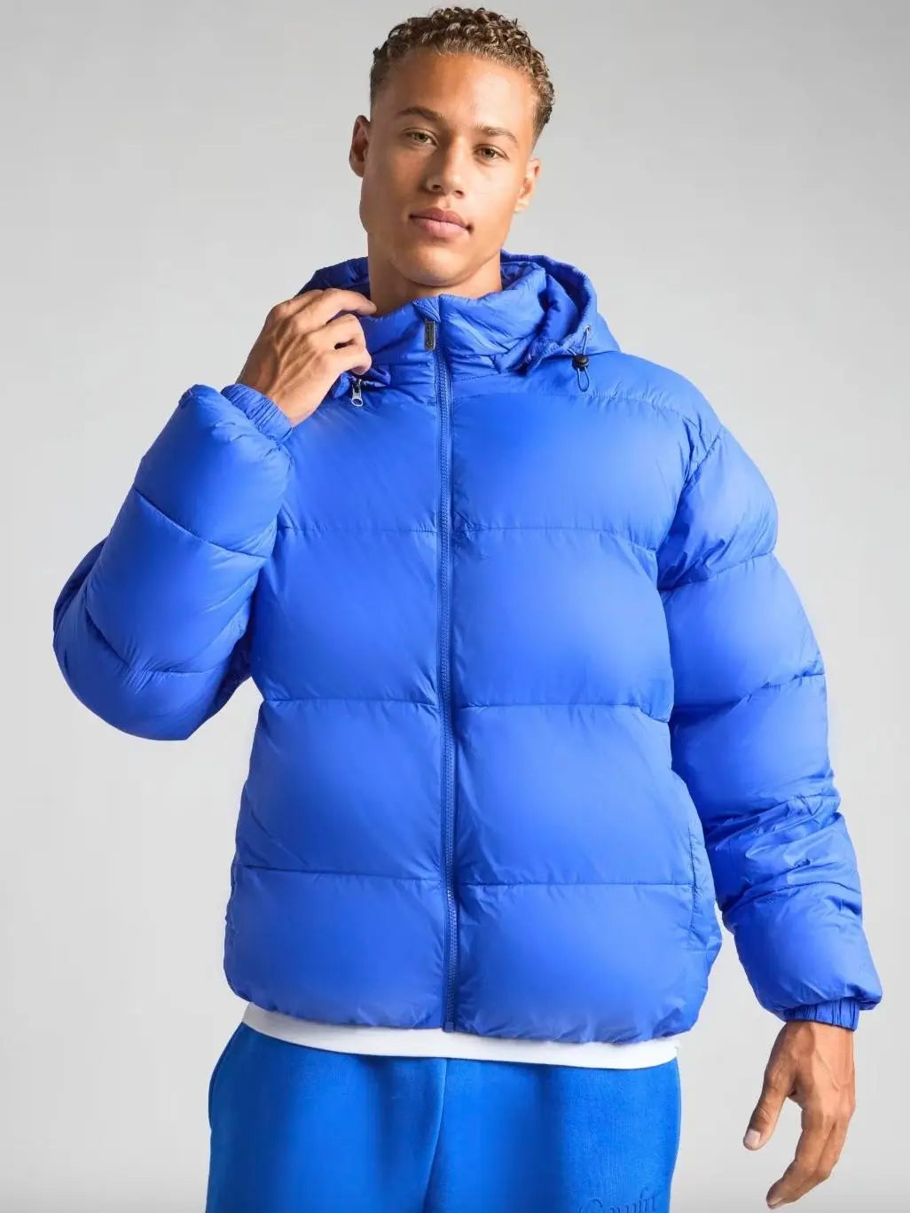 Stay Cozy and Chic with the Comfrt Puffer Jacket! 🧥✨