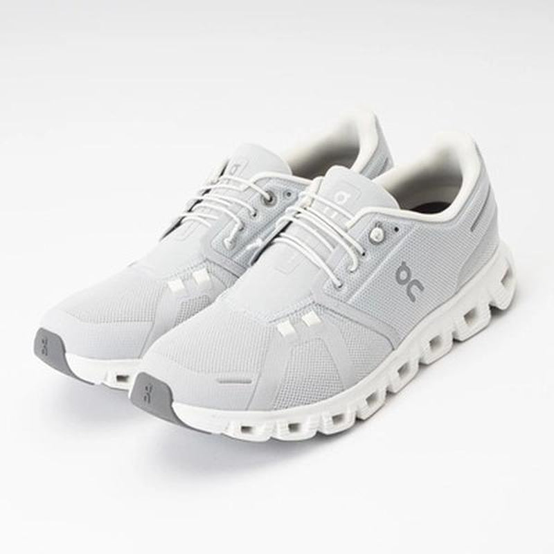 On Running Cloud 6 Women's Fashion Shoes - Glacier White - Stylish & Comfy New Arrival! - Kiki of DC Styles Store