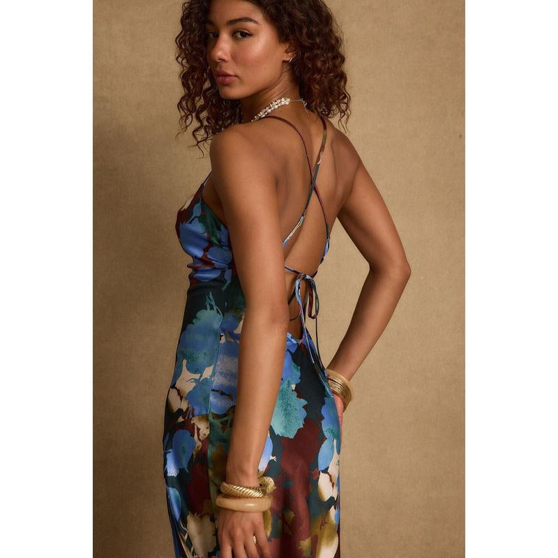 Stunning Natalia Blue Floral Maxi Dress for Effortless Elegance - Kiki of DC Styles Store
