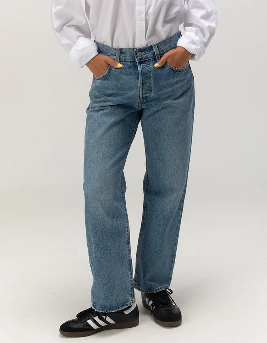 Step Back in Style with LEVI'S Premium 501 '90s Ankle Jeans in Sweetet Taboo