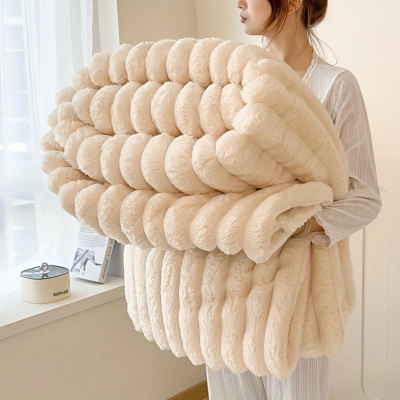 Luxurious Touch Is Here! 4-Color Faux Rabbit Fur Sleep Blanket —— Warm and Cozy, Ultra-Soft Baby Blanket, Suitable for Sofas, Offices, and Bedrooms —— an Ideal Seasonal Gift and Bed Blanket, Bringing an Ultra-Soft Baby Blanket with a Luxurious Texture. - Kiki of DC Styles Store