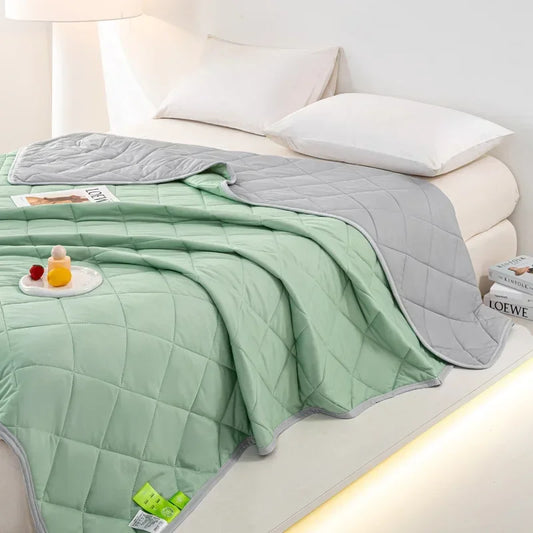 Air Condition Summer Blanket Washable Ice Silk Cold Feeling Quilt Lightweight Breathable Cooling Kids Adults Bedroom Quilts 여름이불