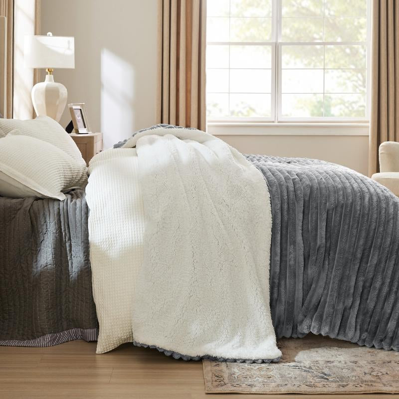 【Deal 'S for You】Bedsure Striped Sherpa Blanket Super Soft Cozy Plush Fleece Flannel Solid Modern Lightweight Comforter - Kiki of DC Styles Store