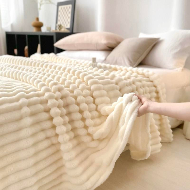 Luxurious Touch Is Here! 4-Color Faux Rabbit Fur Sleep Blanket —— Warm and Cozy, Ultra-Soft Baby Blanket, Suitable for Sofas, Offices, and Bedrooms —— an Ideal Seasonal Gift and Bed Blanket, Bringing an Ultra-Soft Baby Blanket with a Luxurious Texture. - Kiki of DC Styles Store