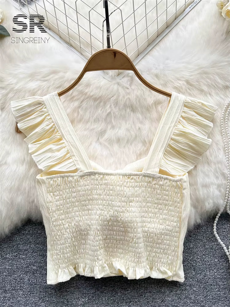 Elevate Your Summer Wardrobe with Our Chic Ruffled Camisole Featuring a Stylish Square Neck and Adorable Bow - Perfect for Casual Outings!