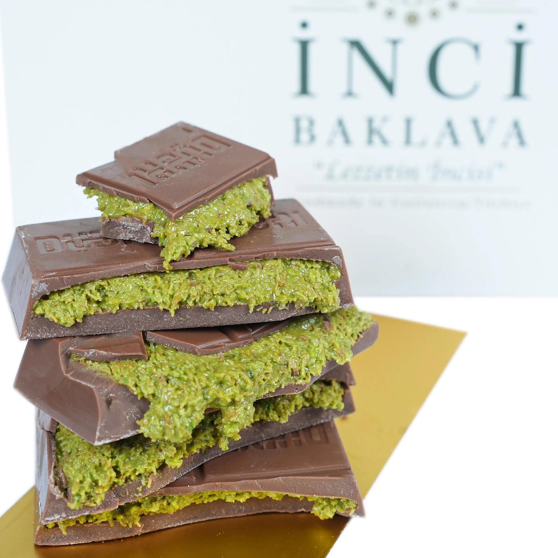 Dubai Chocolate Bar Pistachio,Kunafa Chocolate Bar,Chocolate Dubai Bar,Pistachio Cream Dubai, Chocolate Pistachio Bar - Kiki of DC Styles Store