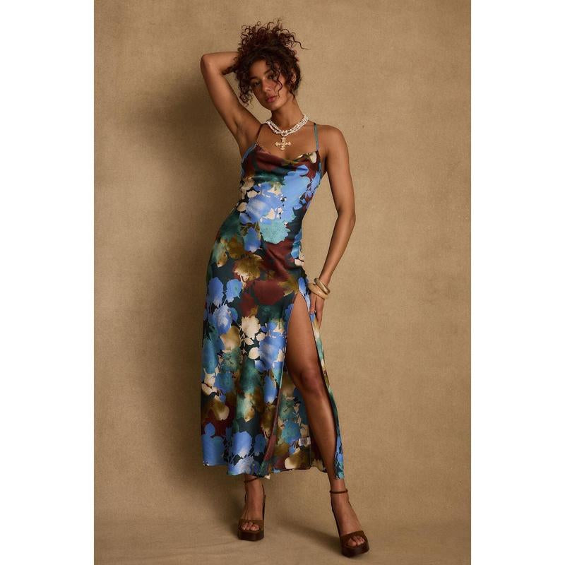 Stunning Natalia Blue Floral Maxi Dress for Effortless Elegance - Kiki of DC Styles Store