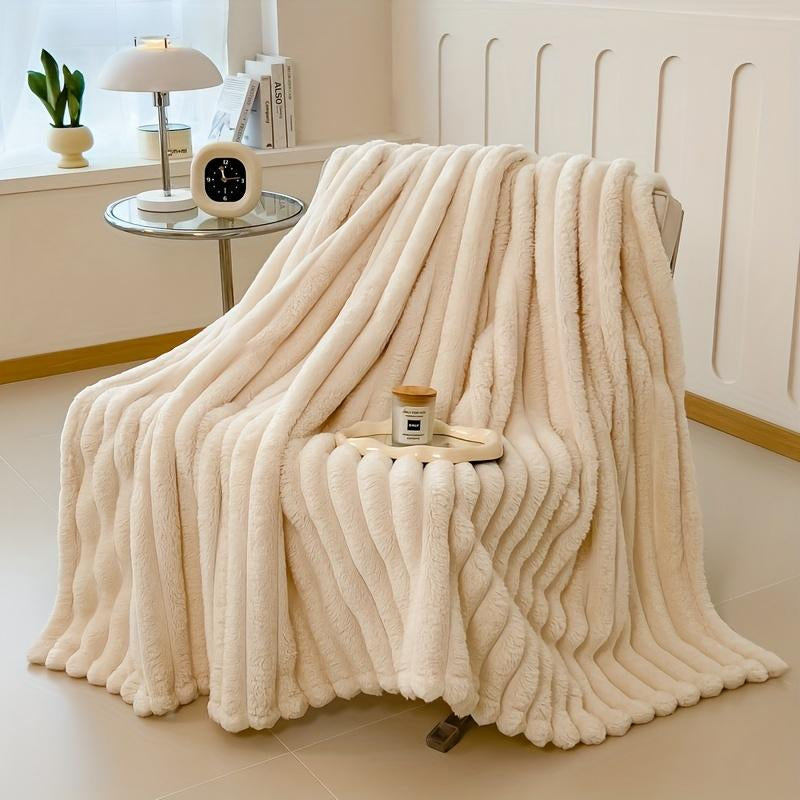 Luxurious Touch Is Here! 4-Color Faux Rabbit Fur Sleep Blanket —— Warm and Cozy, Ultra-Soft Baby Blanket, Suitable for Sofas, Offices, and Bedrooms —— an Ideal Seasonal Gift and Bed Blanket, Bringing an Ultra-Soft Baby Blanket with a Luxurious Texture. - Kiki of DC Styles Store