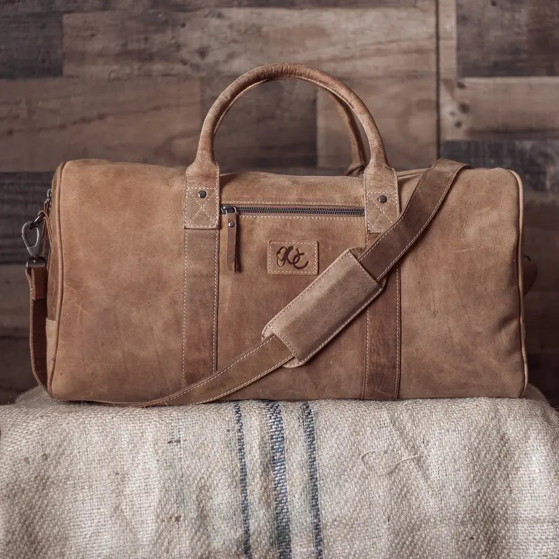 Luxury Leather Weekend Bag - Your Stylish Companion for Every Adventure Auto DS