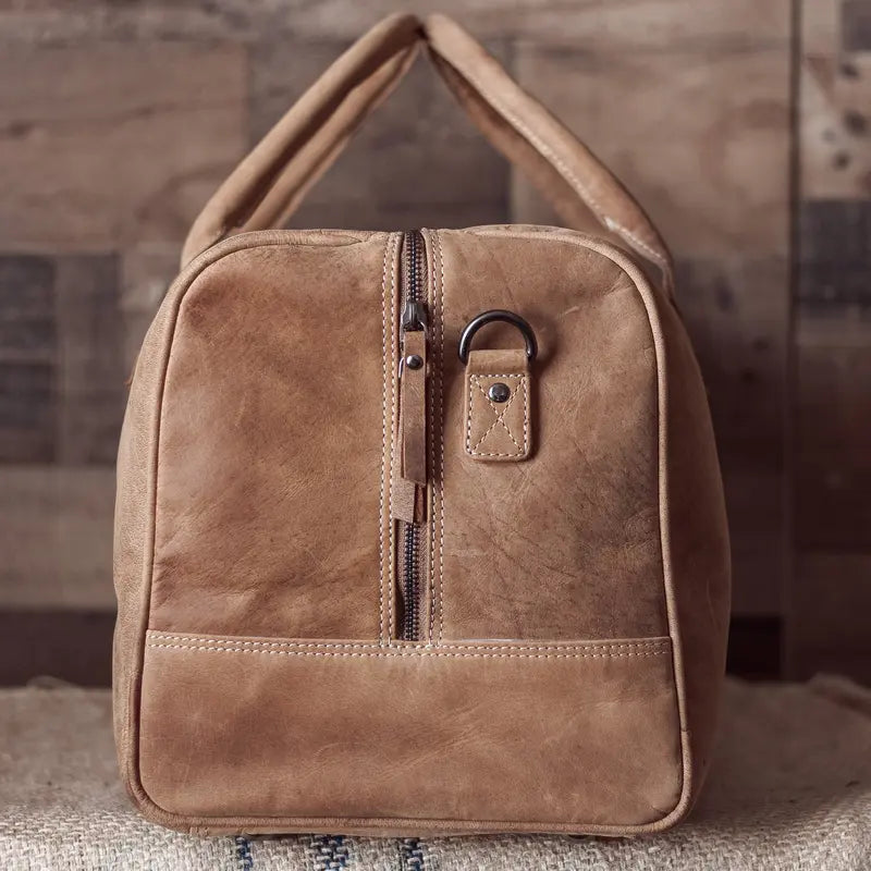 Luxury Leather Weekend Bag - Your Stylish Companion for Every Adventure Auto DS